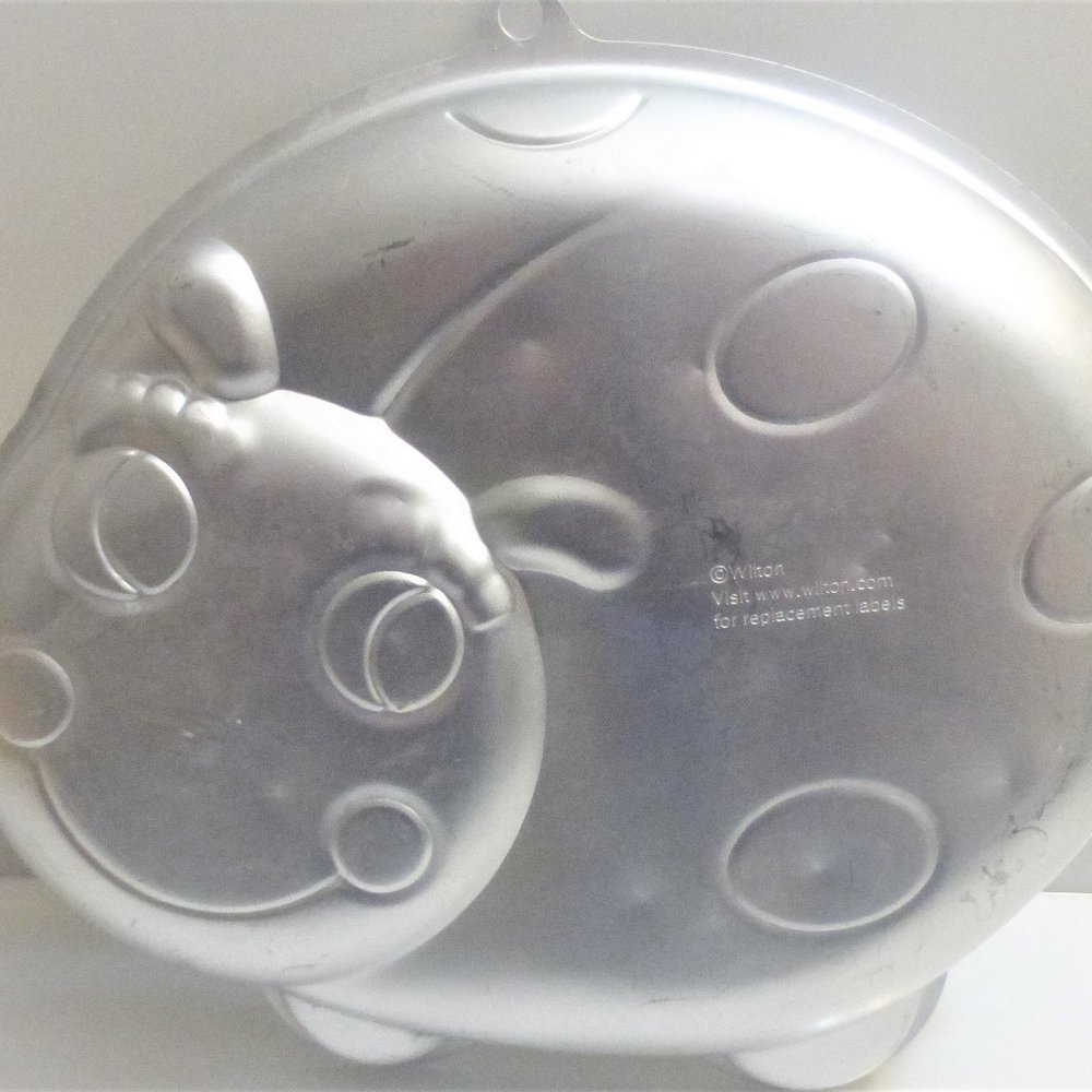 BNA Wilton LADY BUG Cake Pan Baking Pan Birthday Party Catering